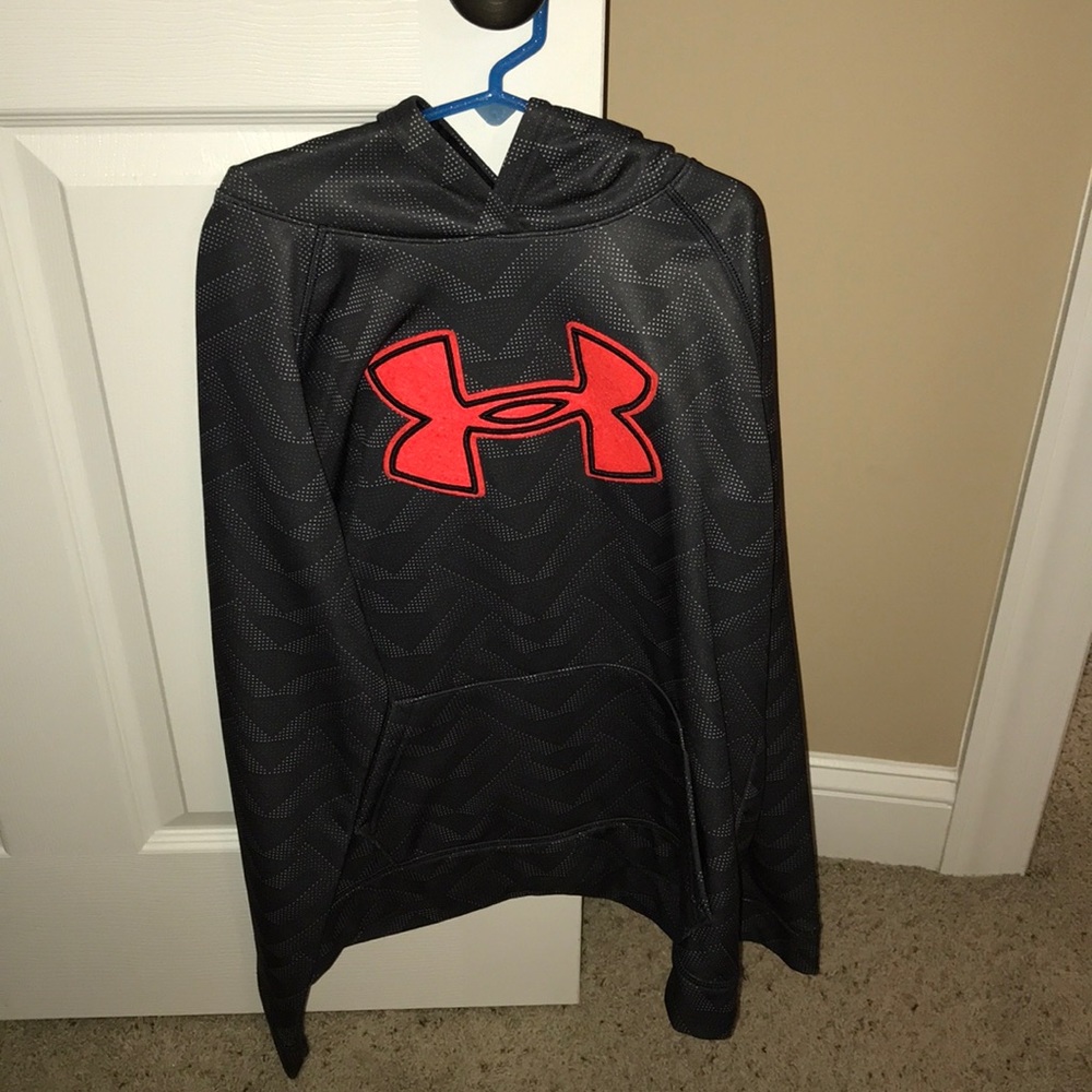 Under armor kids sweatshirt.